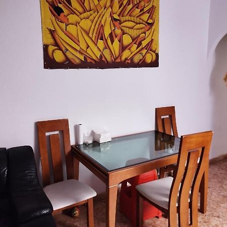Habitacion Tranquila Y Familiar Madri Exterior foto