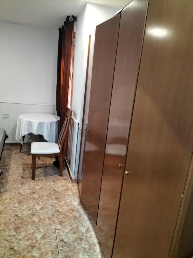 Habitacion Tranquila Y Familiar Madri Exterior foto